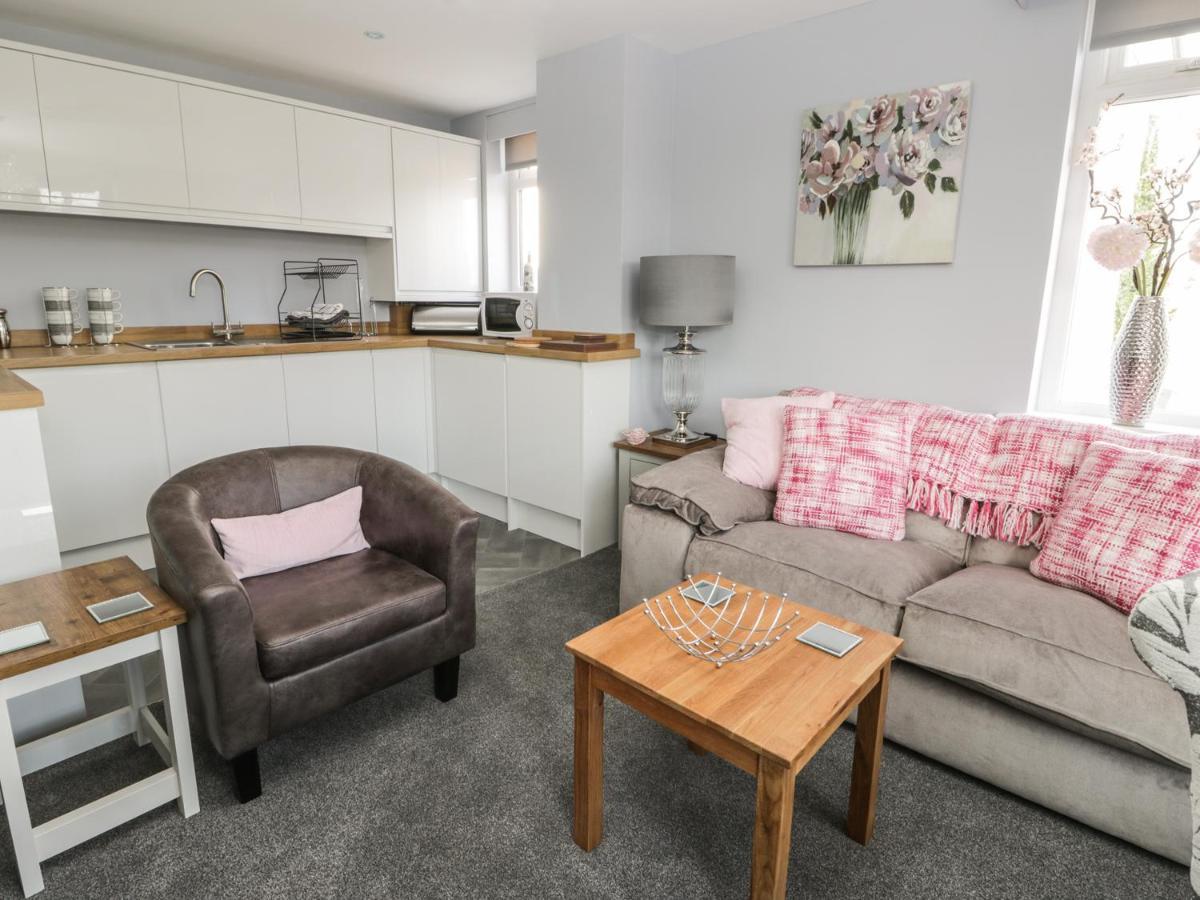 Manor Heath Apartment 4 สการ์โบโรห์ ภายนอก รูปภาพ
