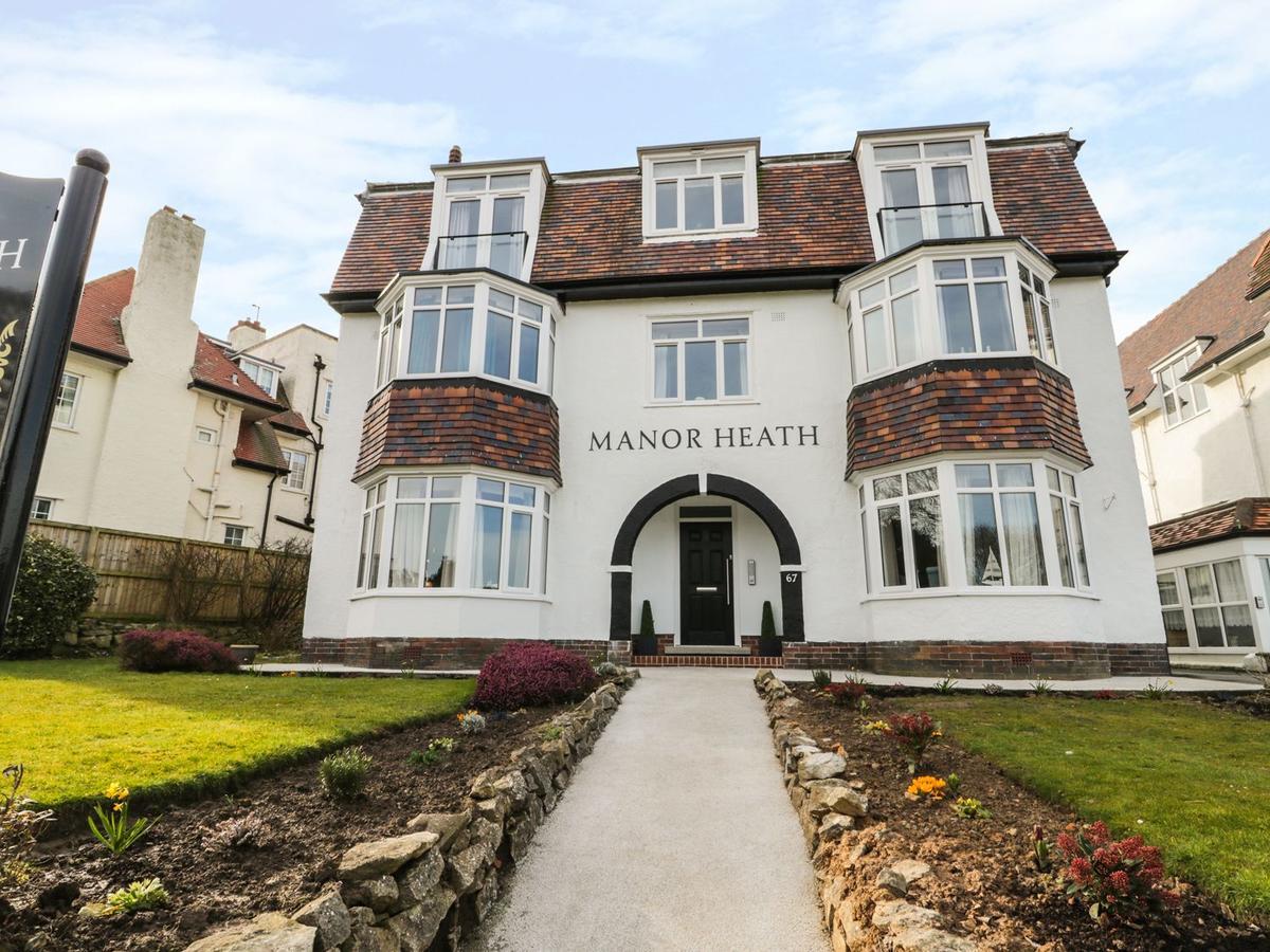 Manor Heath Apartment 4 สการ์โบโรห์ ภายนอก รูปภาพ